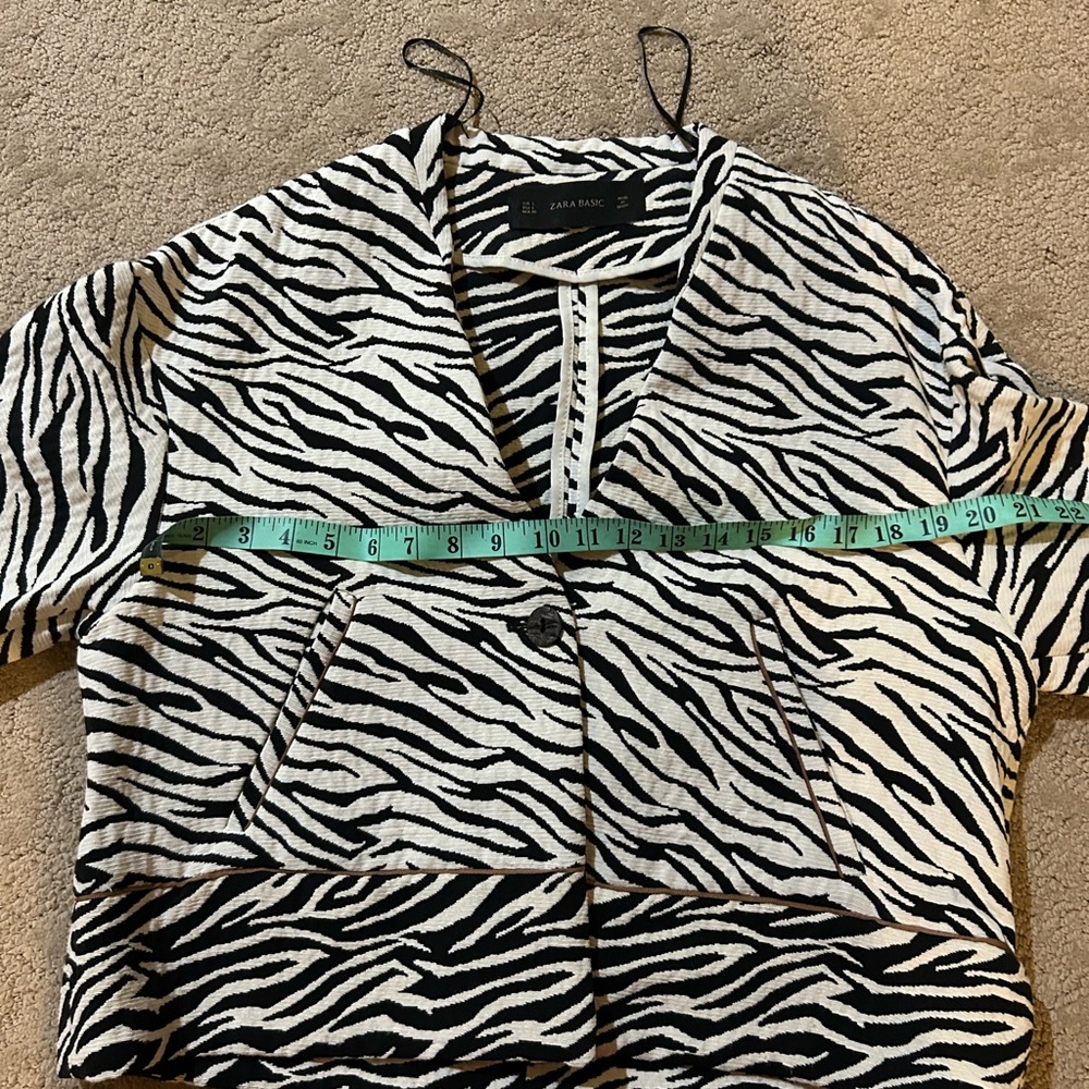 Jacket - Picture 4 of 5